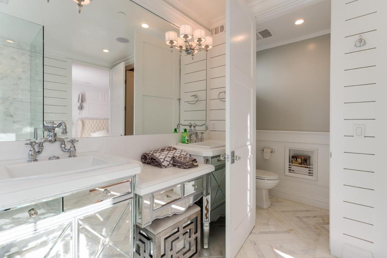Beautiful 2 Story Right By The Water, Ocean View Villa Long Beach Exterior photo